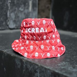 2023 Paramount Pictures Scream 4 Quilted Red Bucket Hat Ghost Face